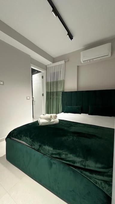 Host Elio Apartment *